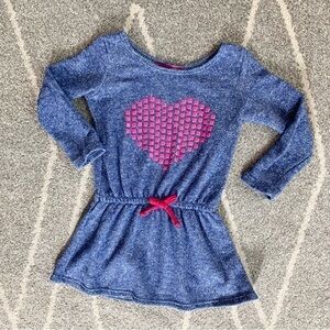 Bloomingdale’s Aqua Blue Knit Dress with Hot Pink Heart Size 3T